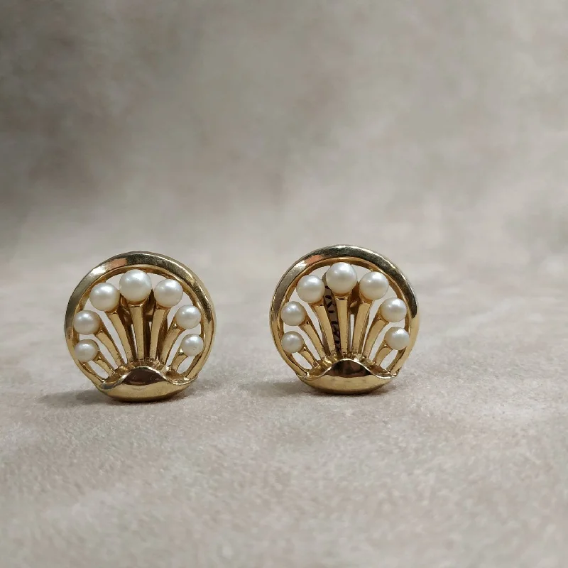 Cute Drop Earrings-Clip-On Earrings-Trifari Vintage Pearl Earrings Clip On  Gold