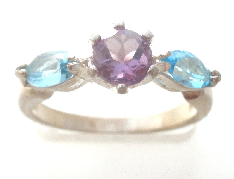 Women'sRings-Blue Topaz & Amethyst Ring Size 6