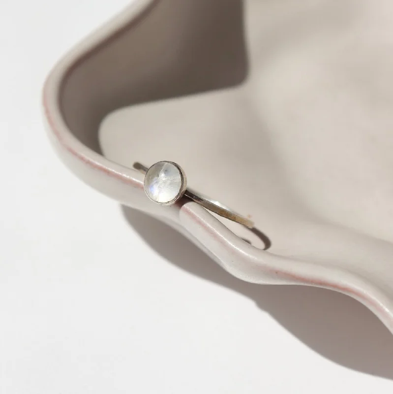 HeartRings-Moonstone Ring 6mm