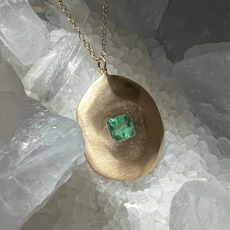 Charm Necklaces for Teens-Golden Emerald Stone Necklace