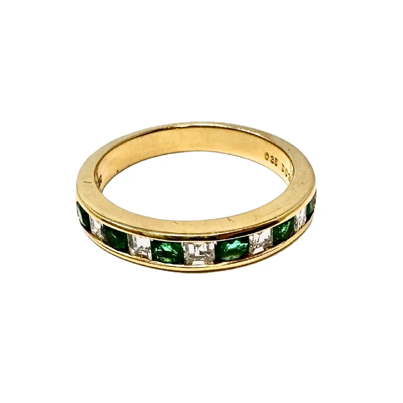 TrustRings-Wakasuki 18K Gold Ring with 5 Diamonds and 6 Emeralds