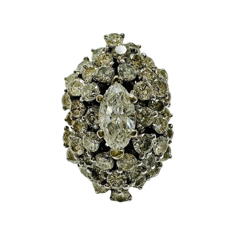 ThreeStoneRings-Platinum Daimond Cluster Ring