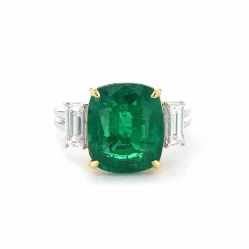 WealthRings-Emerald & Diamond Ring